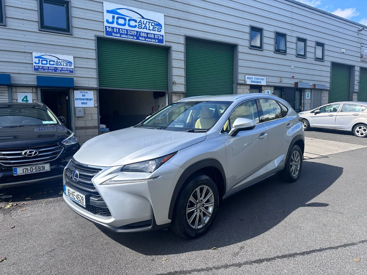 Lexus NX300H 2.5 Hybrid, 2016 - Image 3