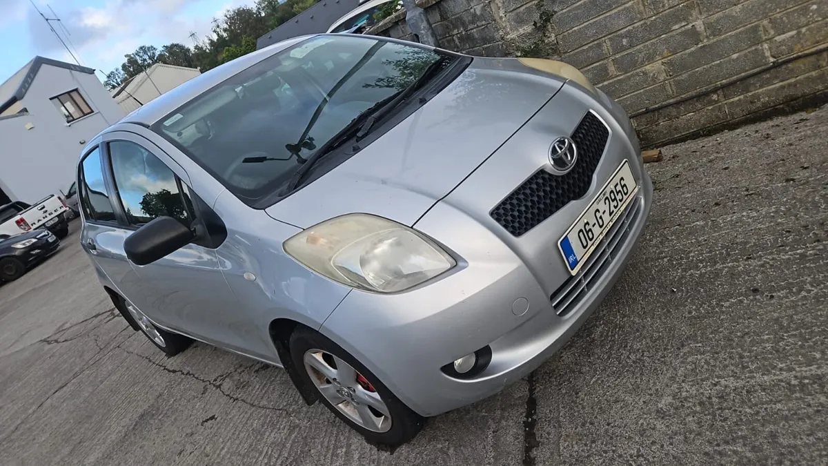 Yaris - Image 2