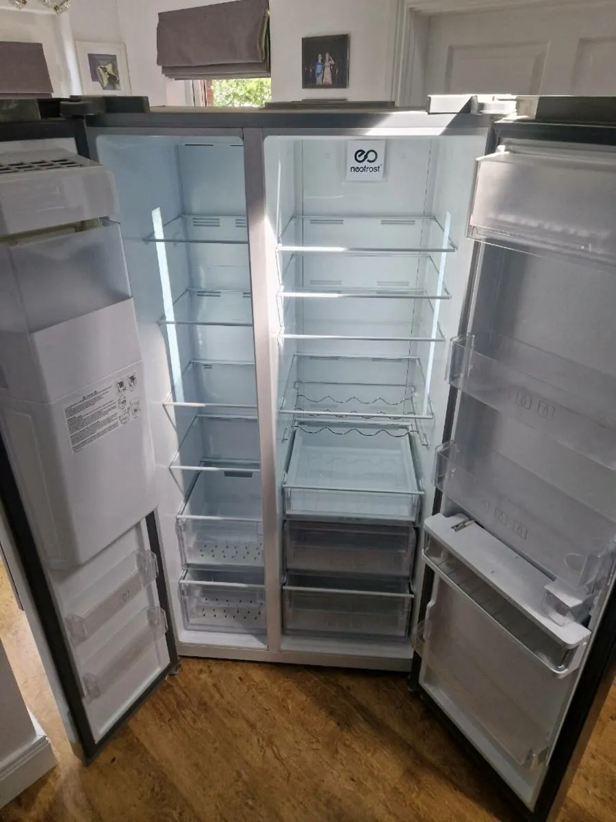 Beko American Fridge Freezer - Image 2