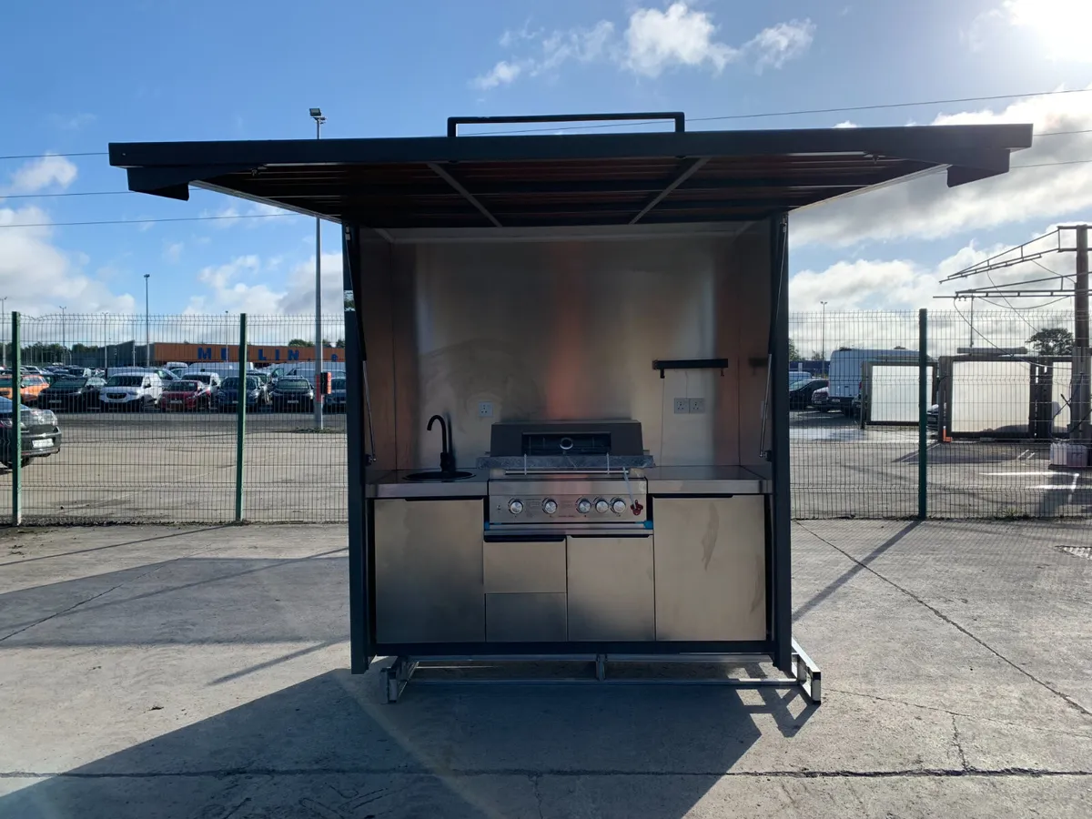 NEW/UNUSED 2M X 1M X 2M BBQ HOUSE FOR AUCTION - Image 1