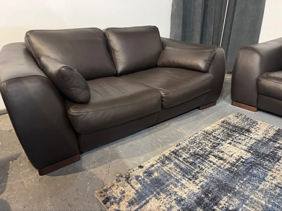 Italian “Incanto” extra large suite - Image 3