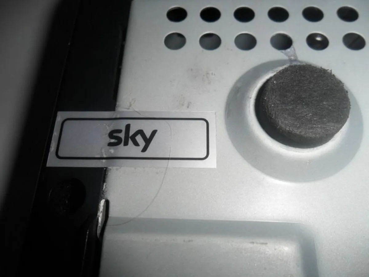 Sky + HD box. - Image 2