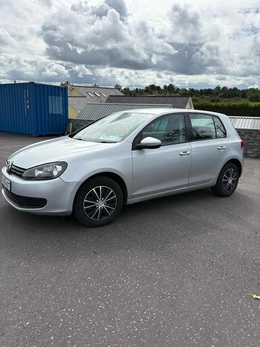 Volkswagen Golf - Image 2