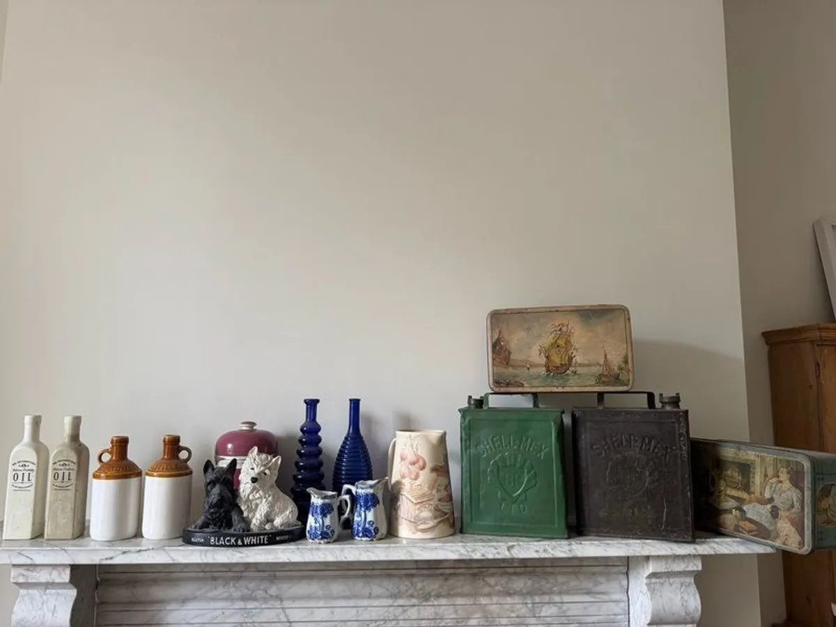 Large antique vintage lot for pubs or collectors. - Image 3