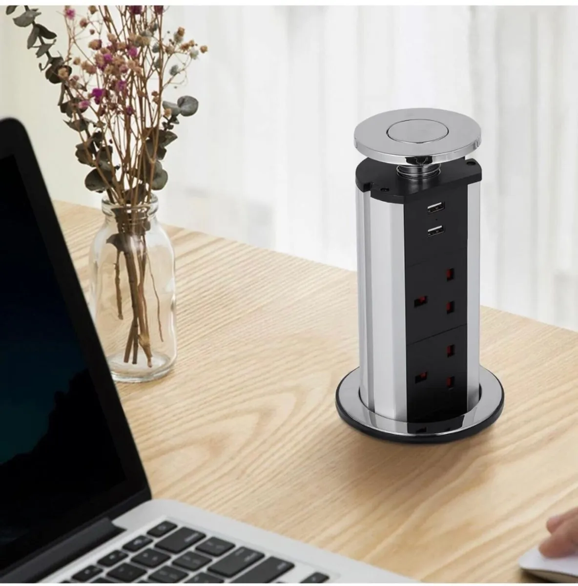 Pop Up Socket with USB - Image 2