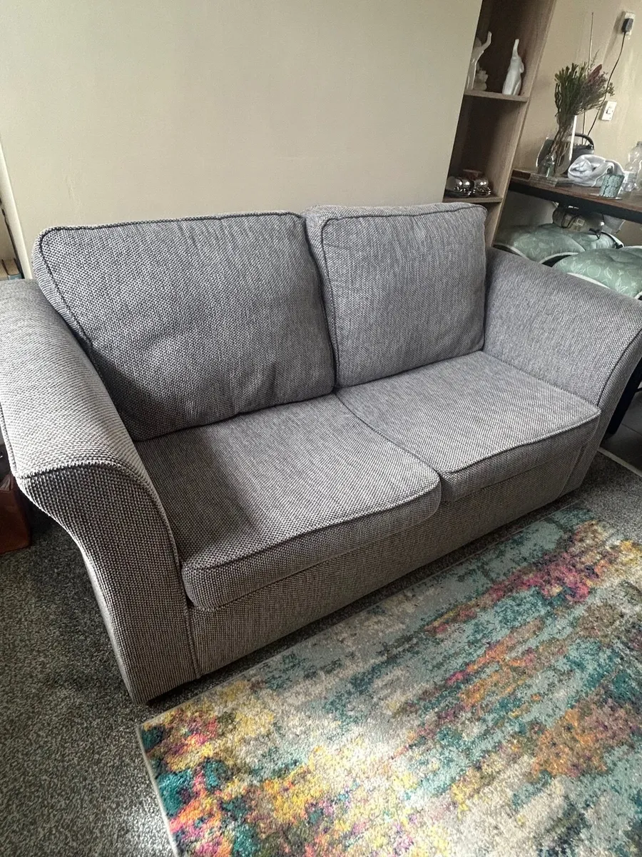 2 seater sofa bed - Image 2
