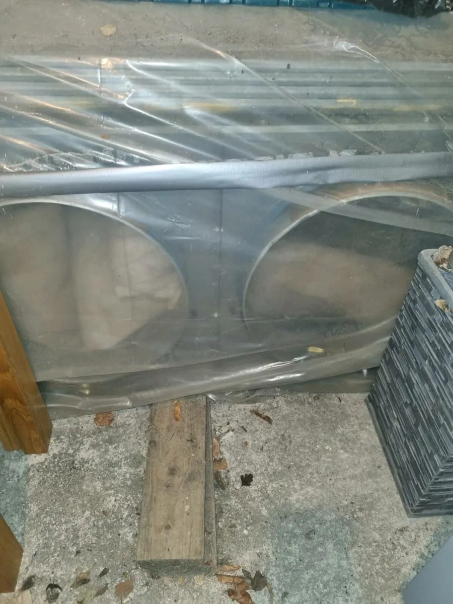 4 bag dust extractor - Image 1