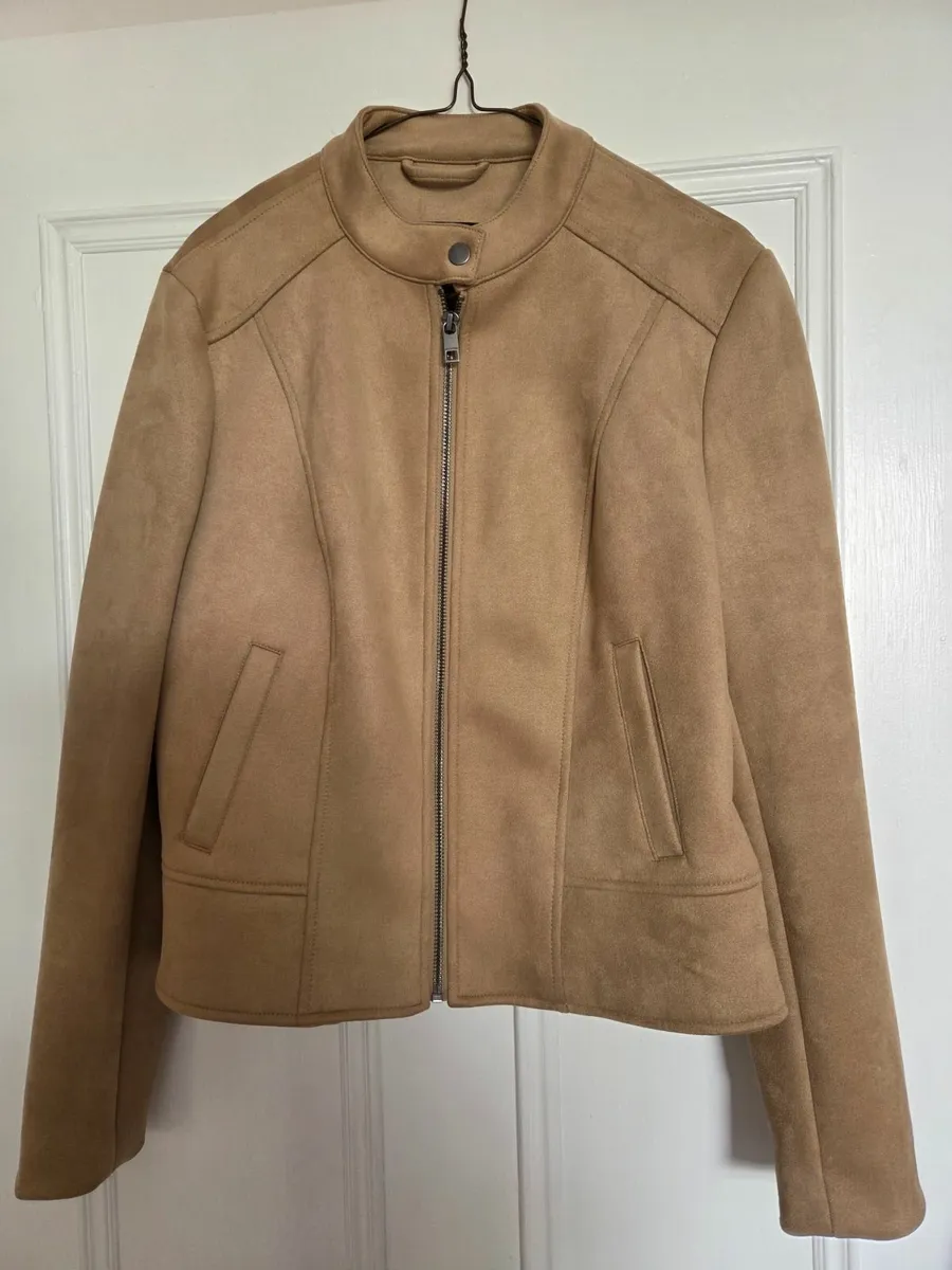 Jacket - Image 4