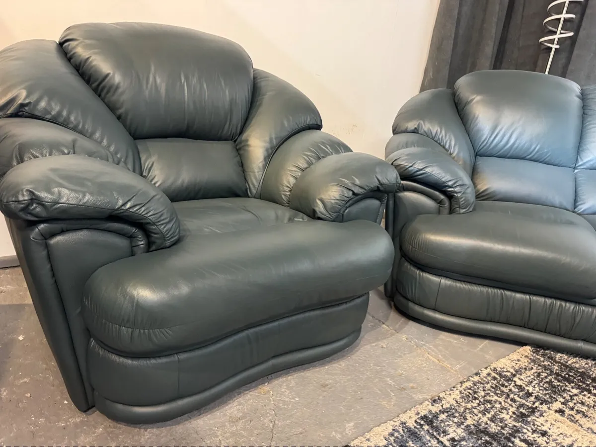 For Sale: Fully Refurbished Green Leather 3+1+1 Su - Image 3