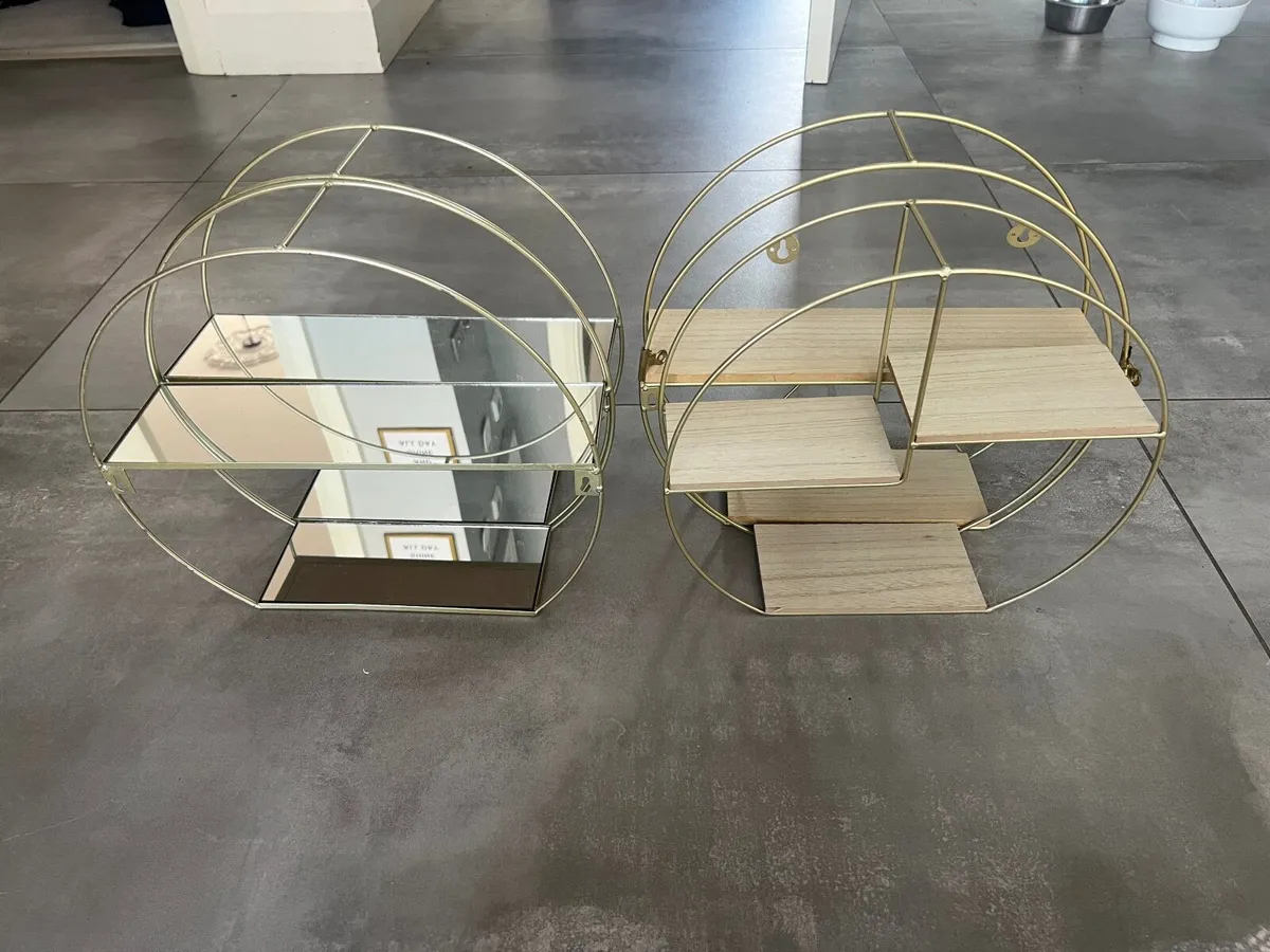 shelf - Image 1