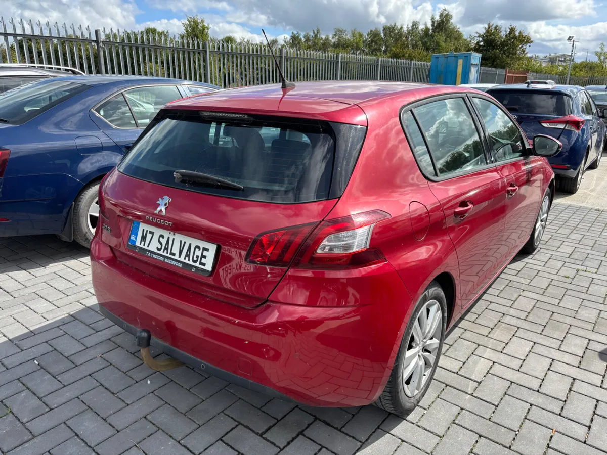 14 Peugeot 308 1.6 Hdi 220km Drives - Image 3