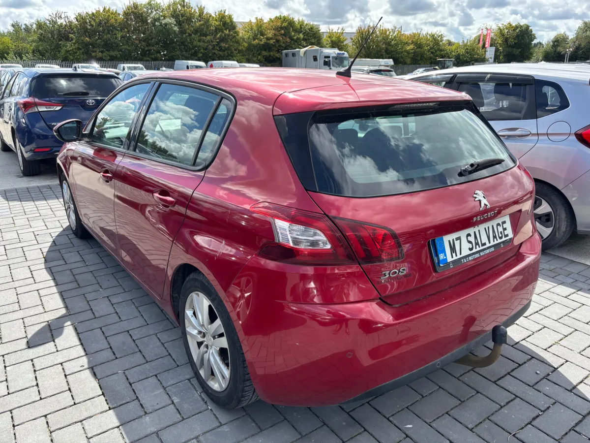 14 Peugeot 308 1.6 Hdi 220km Drives - Image 4