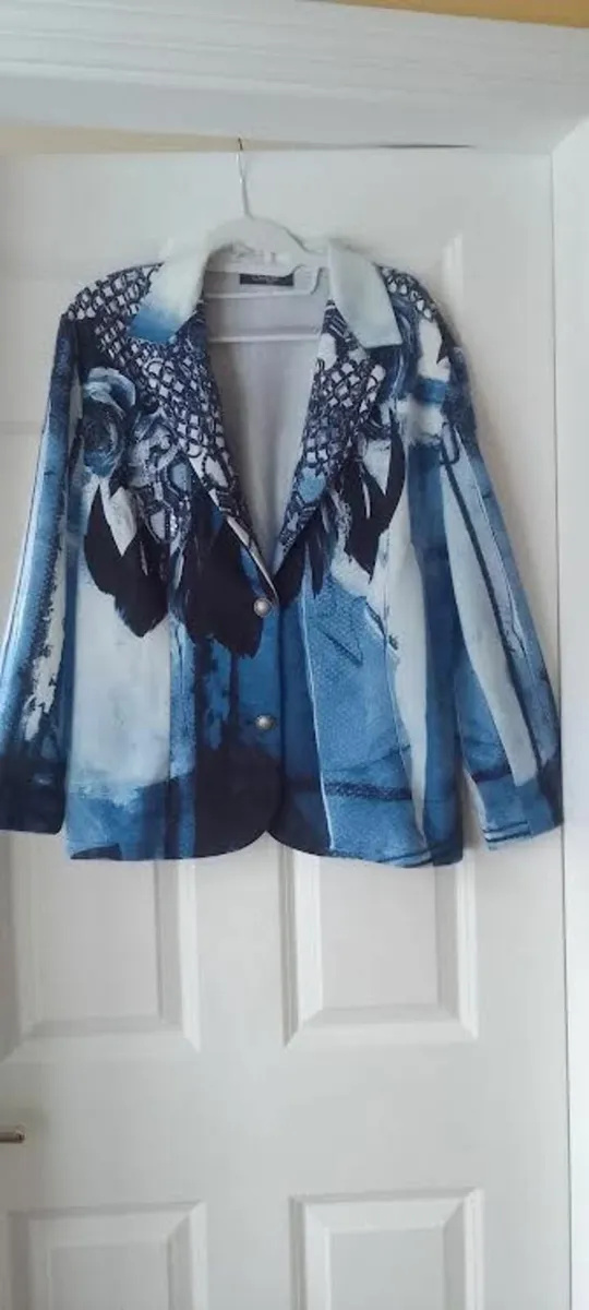 Ladies Peruzzi Jacket size 16