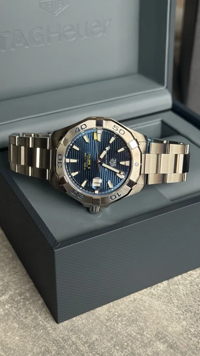 TAG Heuer Aquaracer - Image 1