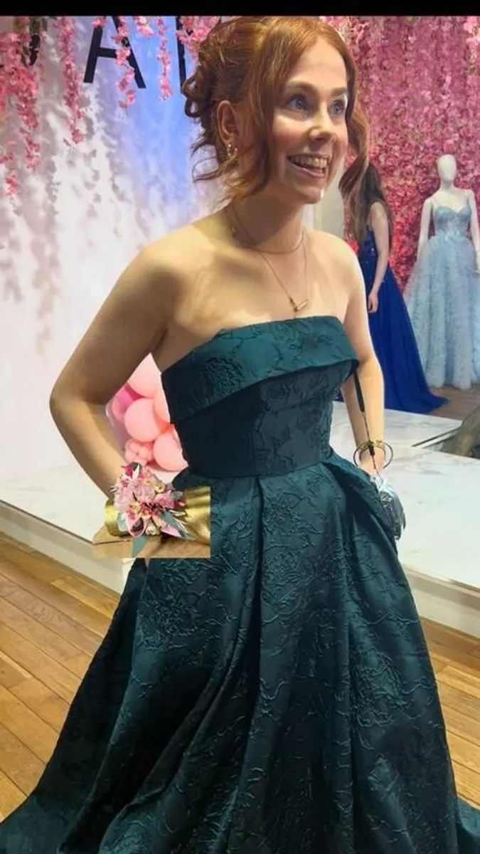 Beautiful Debs/ Occasion Dress - Image 1