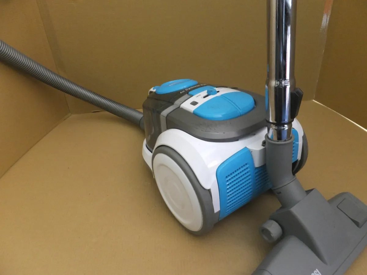 ZANUSSI vacuum cleaner - Image 4