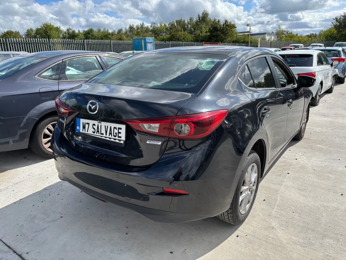 15 Mazda 3 Exc  1.6 Diesel 110km NCT 5/27 Drives - Image 3