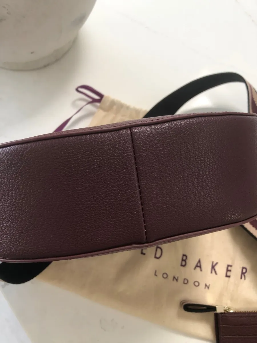 Ted baker bag & matching card wallet - Image 4