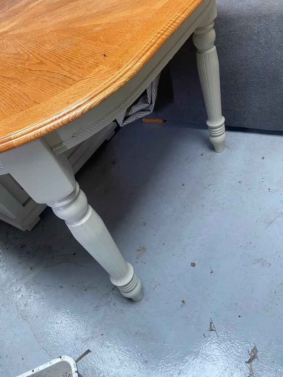 Extendable Dining Table - Image 2