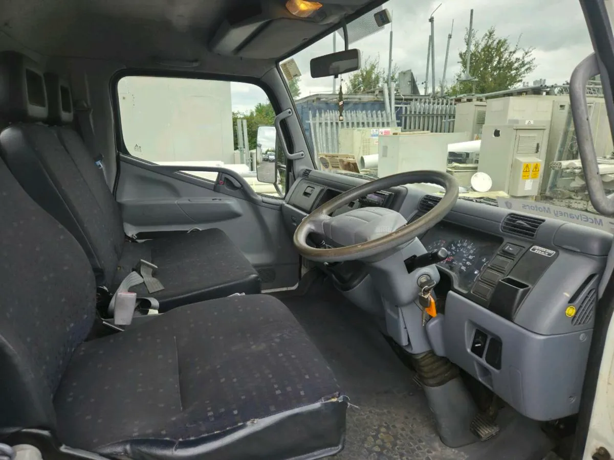 2012 Mitsubishi Canter F50 Fassi - Image 3
