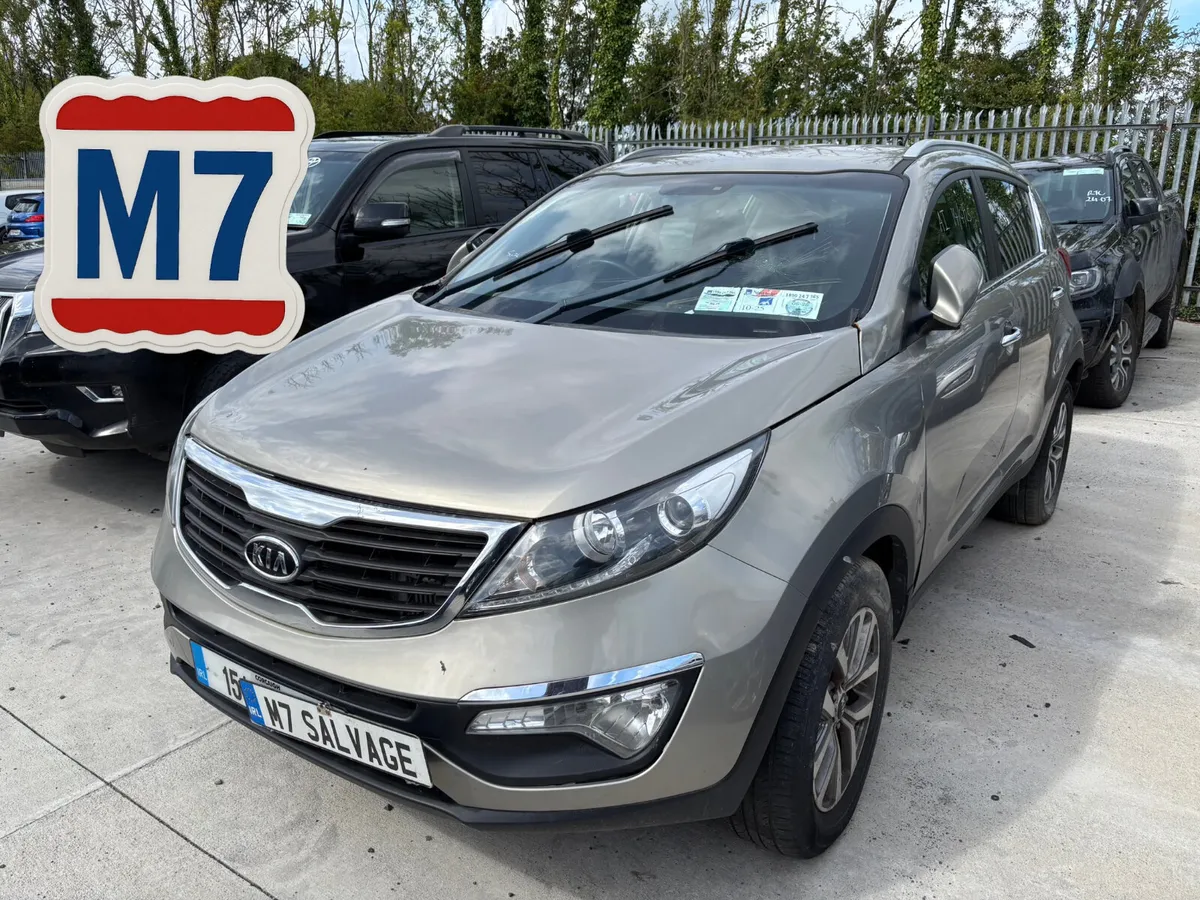 15 Sportage 1.7 Diesel Theft damage - Image 1