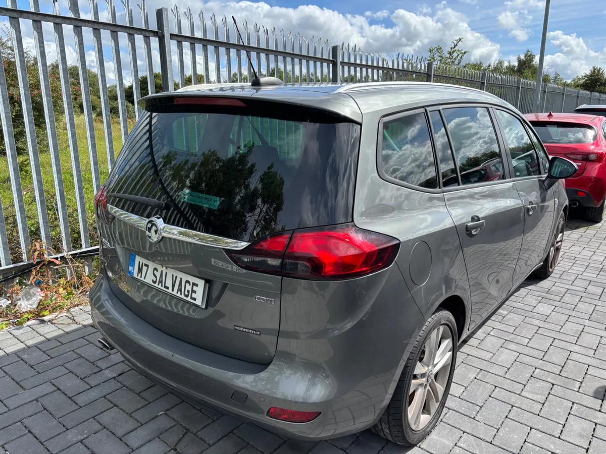 17 Zafari 2.0 Cdti SRI 220km Starting - Image 3