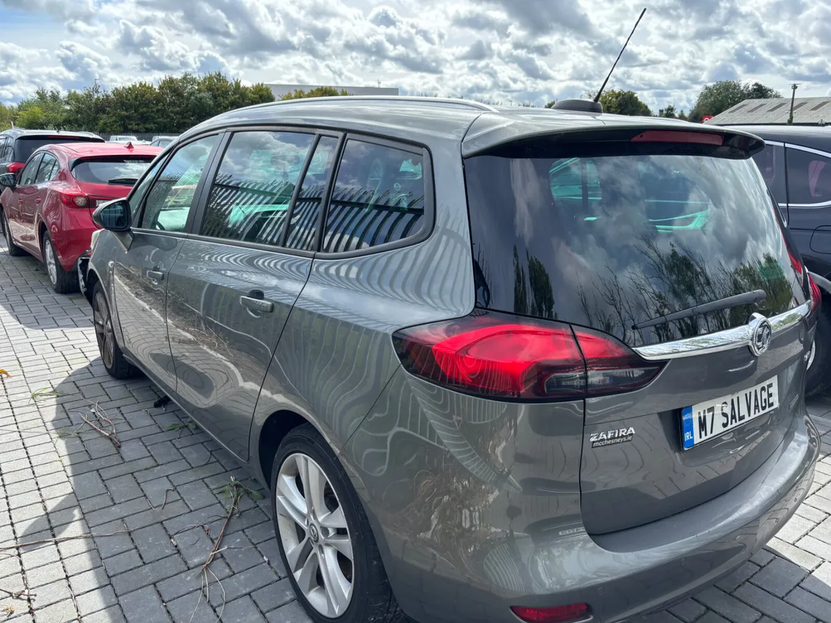 17 Zafari 2.0 Cdti SRI 220km Starting - Image 4