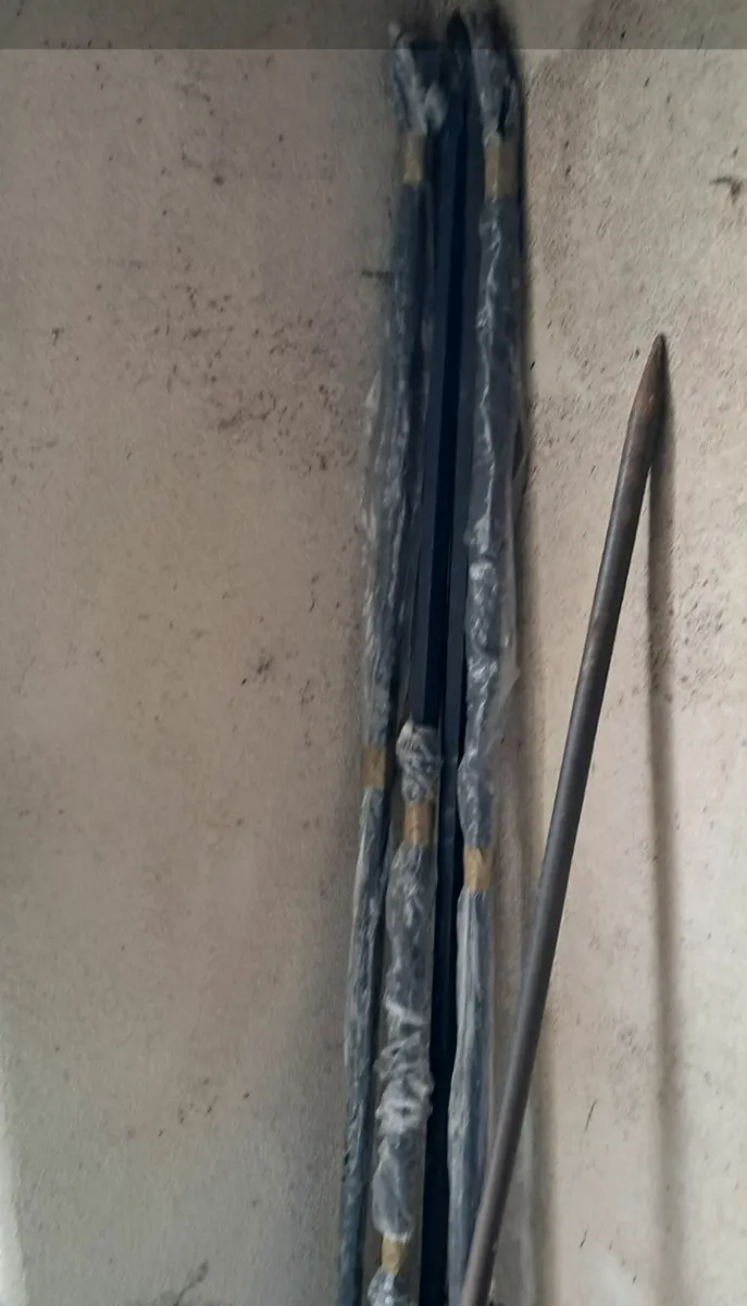 Crow bars  40 euro each