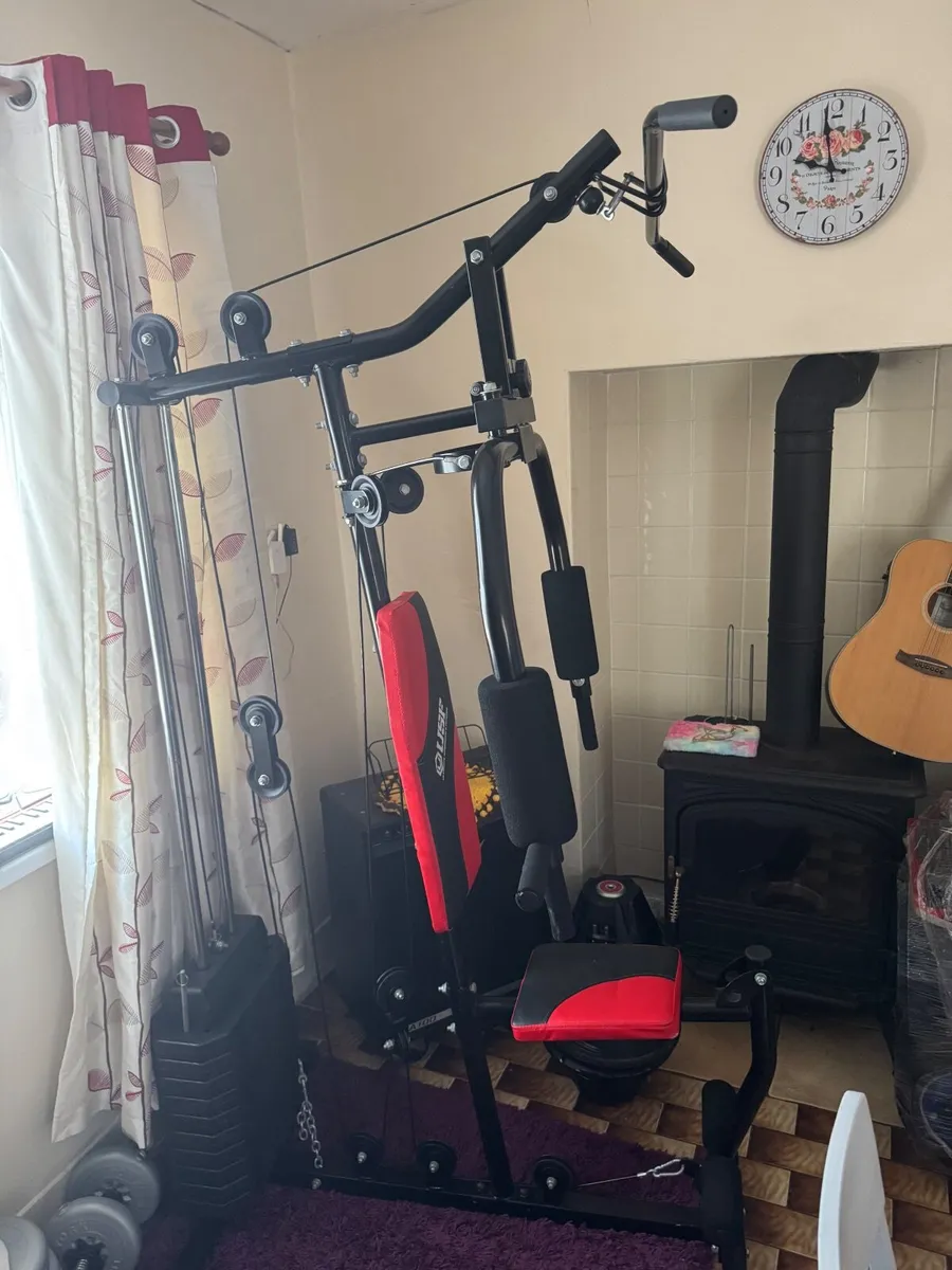 Gym equipment - Image 1