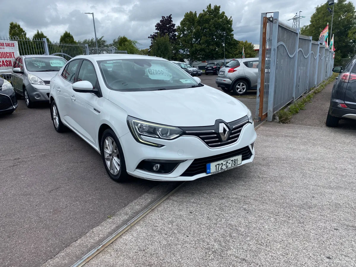 Renault Megane 2017 FULL SERVICE HISTORY - Image 1