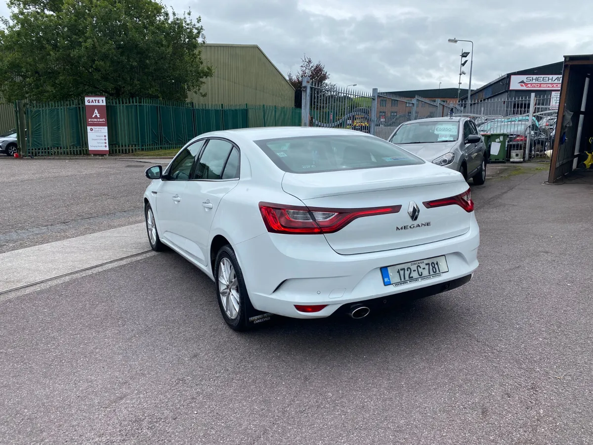 Renault Megane 2017 FULL SERVICE HISTORY - Image 4