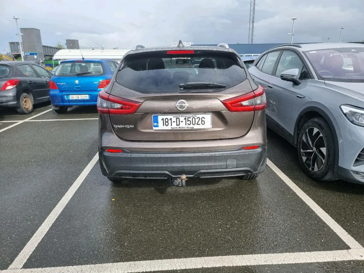 2018(181) Nissan Qashqai 1.2 | Manual | €13000 - Image 4