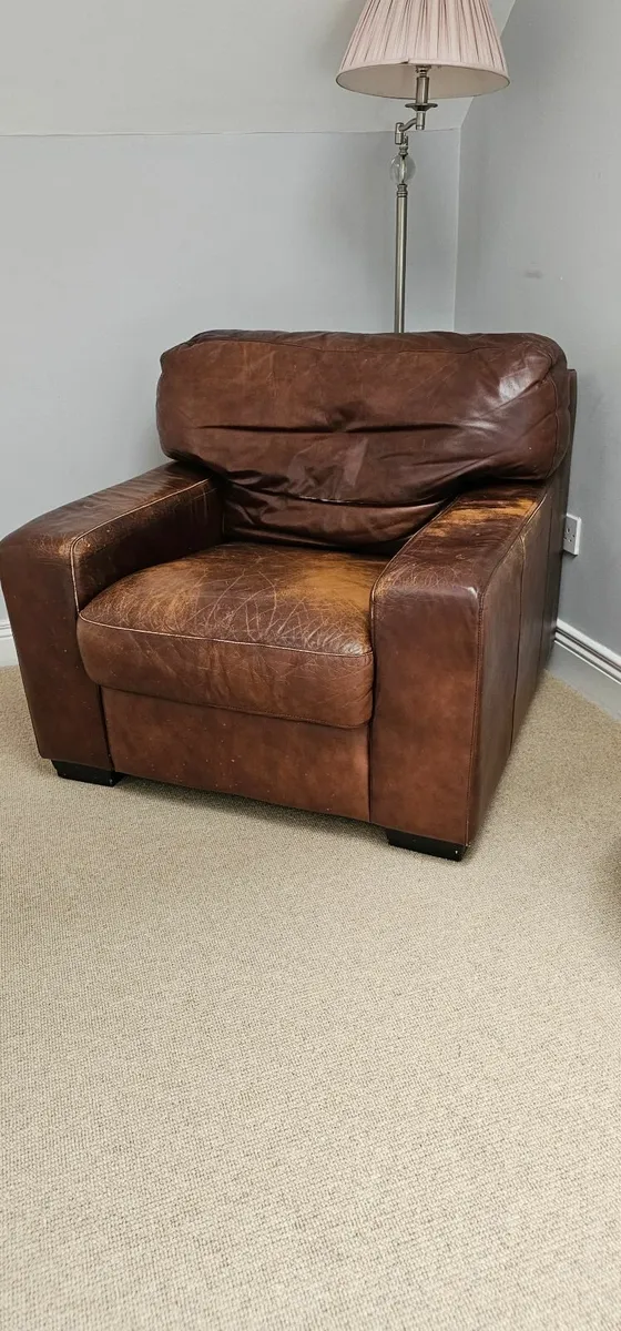 Armchair - Image 1