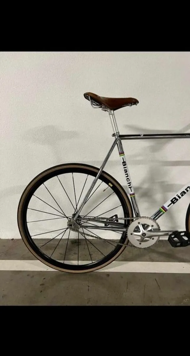 Bianchi Pista Chrome Bike - Image 3