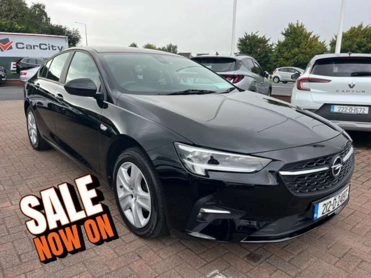 Opel Insignia Low KM Diesel 5DR fantastic Value - Image 1