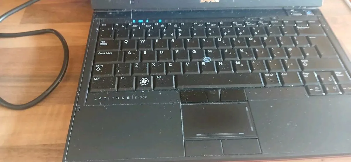 laptop - Image 1
