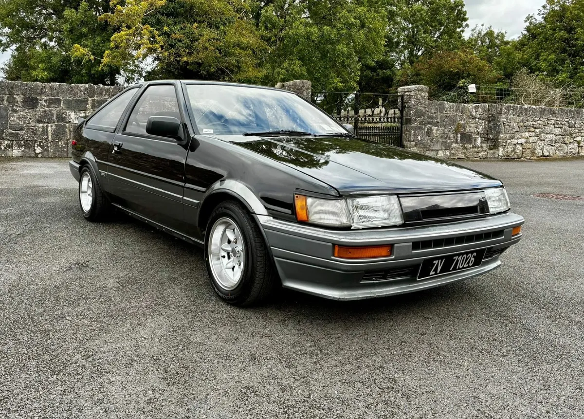 Toyota Corolla Levin AE86 - Image 1