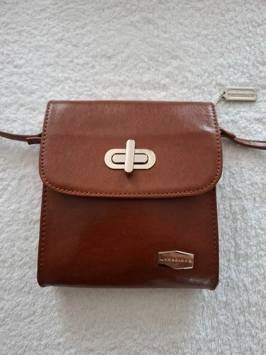 Handbag ,Newbridge Women's Leather Handbag – Used, - Image 4