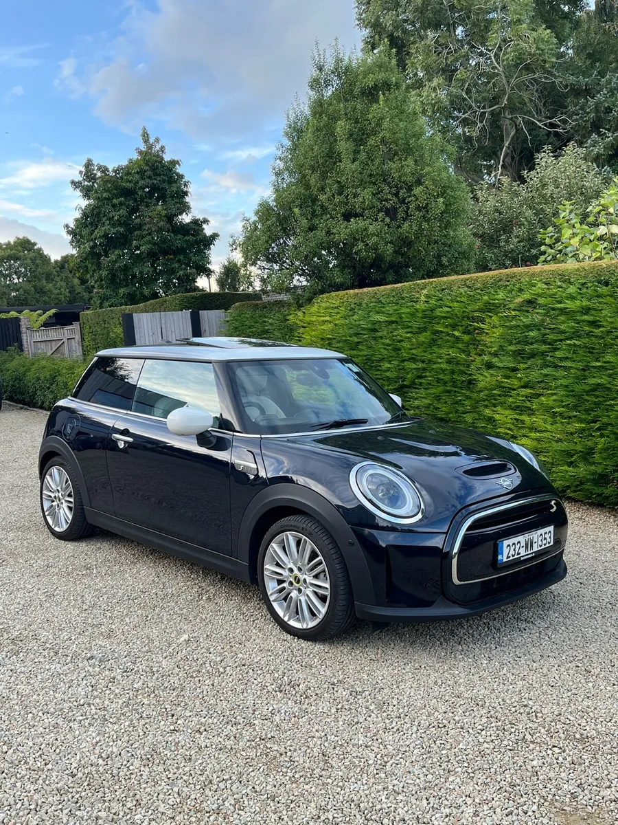 Mini Cooper Electric - Image 1