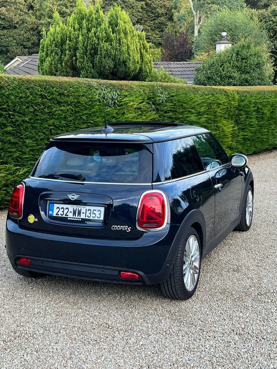 Mini Cooper Electric - Image 2