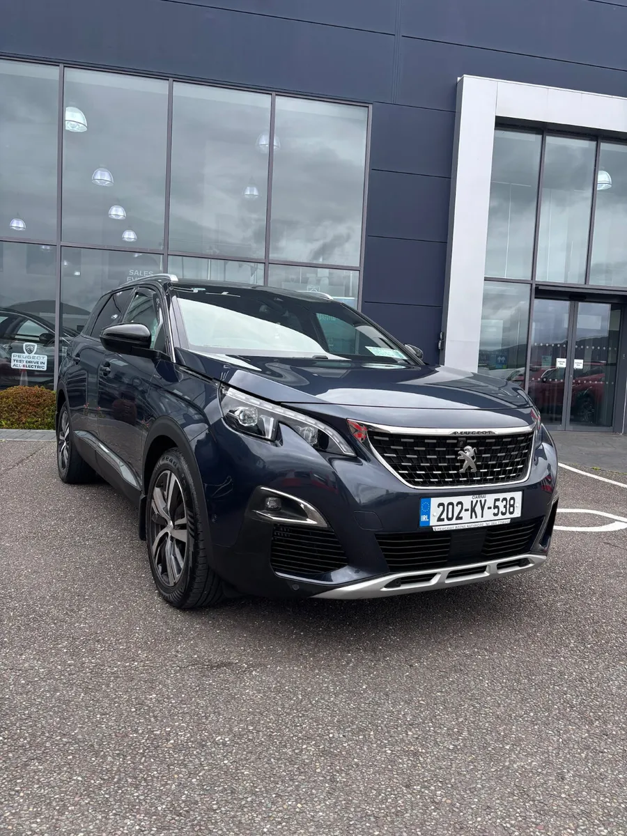 Peugeot 5008 2020 - Image 1