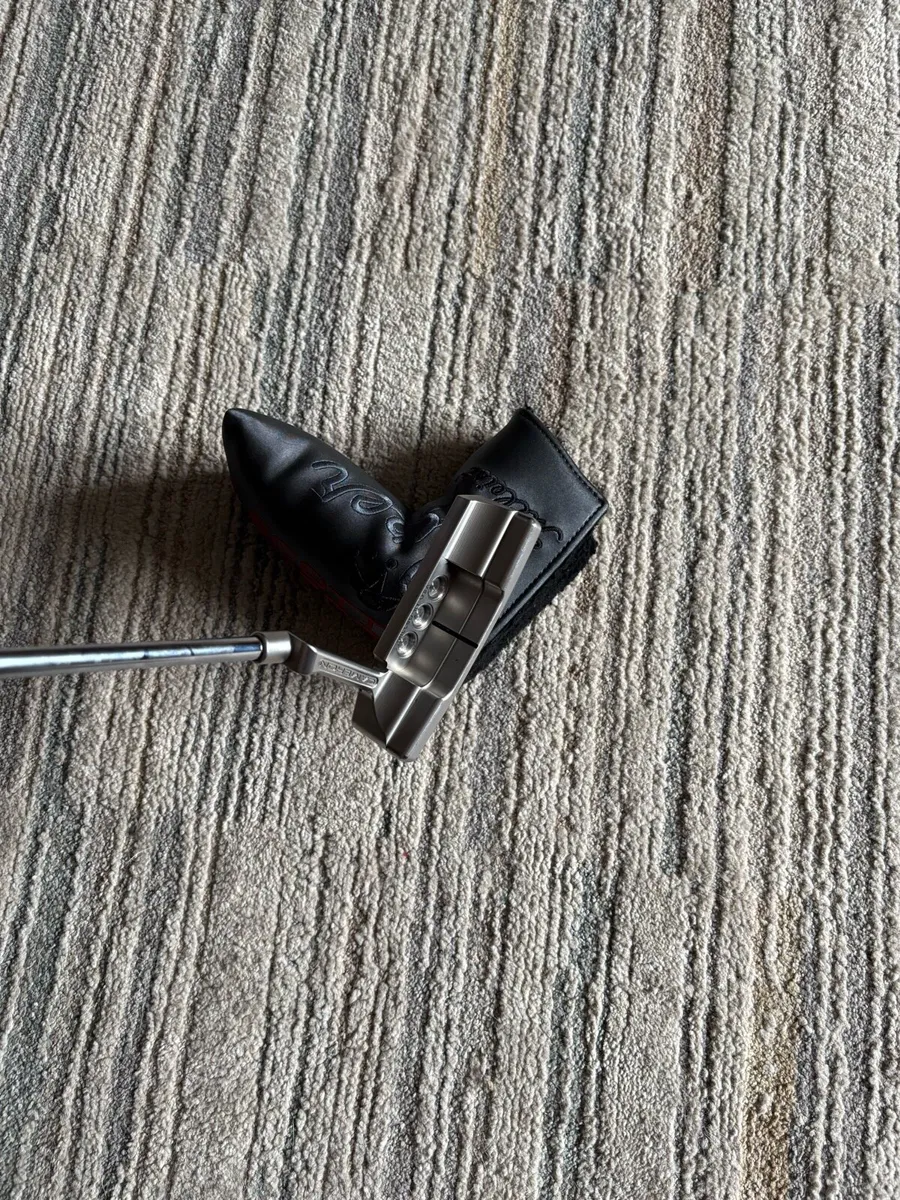 Scotty Cameron Super Select Newport 2+ - Image 1
