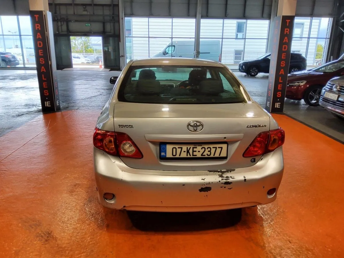 Toyota Corolla 1.4 Vvt-i 4Dr Terra - Image 4