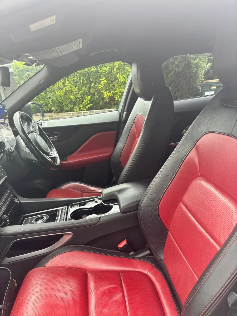Jaguar r sport - Image 4