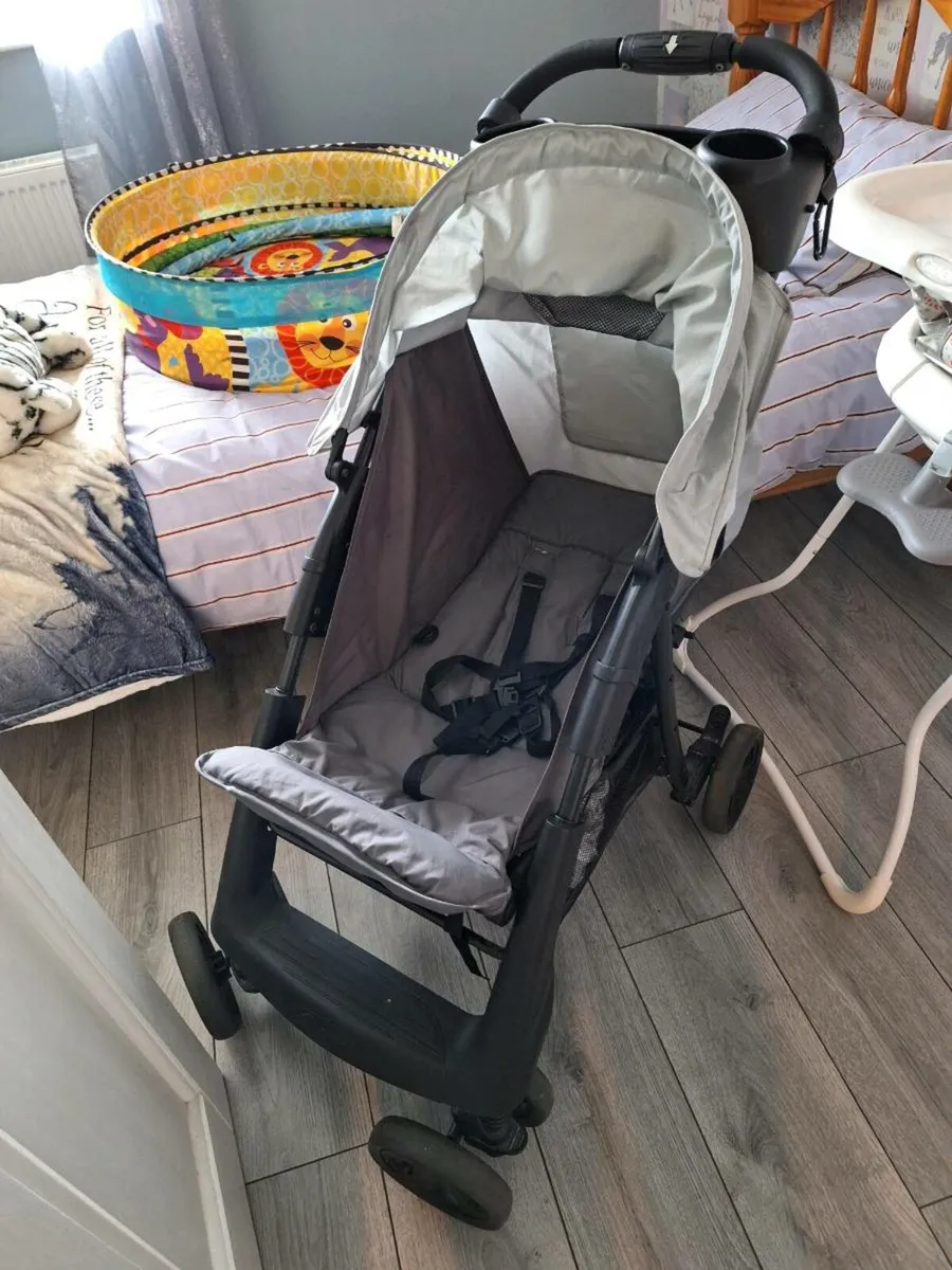 Baby items - Image 1