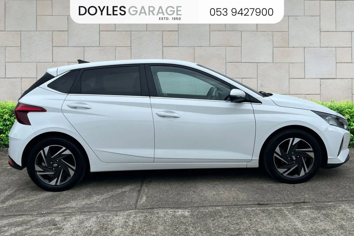 Hyundai i20 Deluxe Plus 1.2 Petrol - Image 2