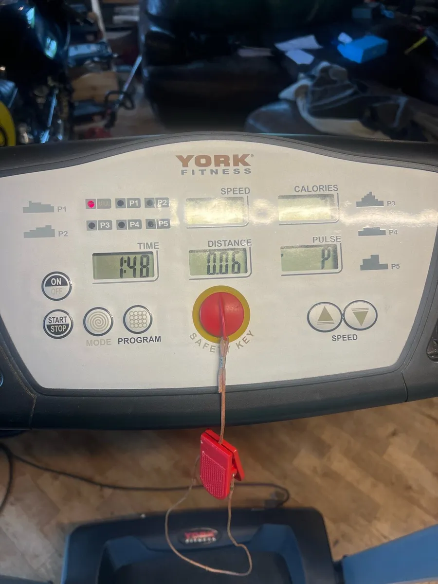 Treadmill - Image 3