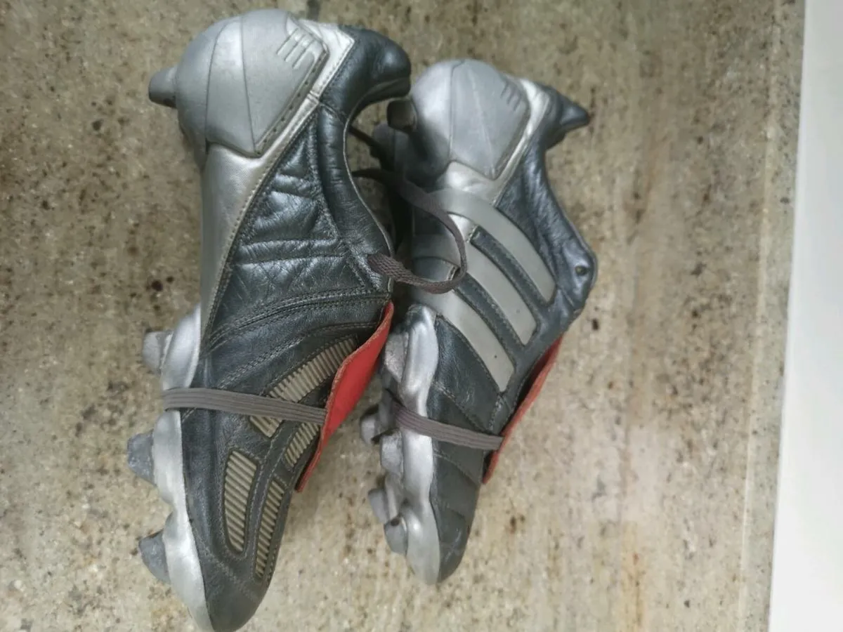 Football boots - Image 3