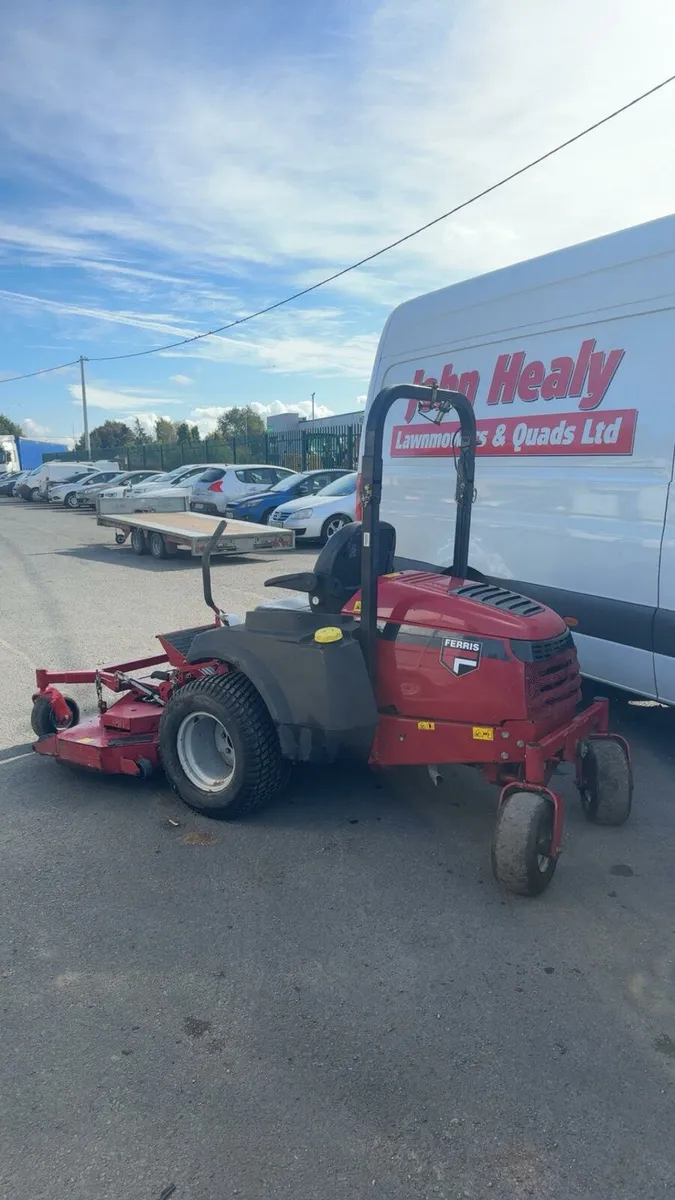 Ferris zero turn mower - Image 2