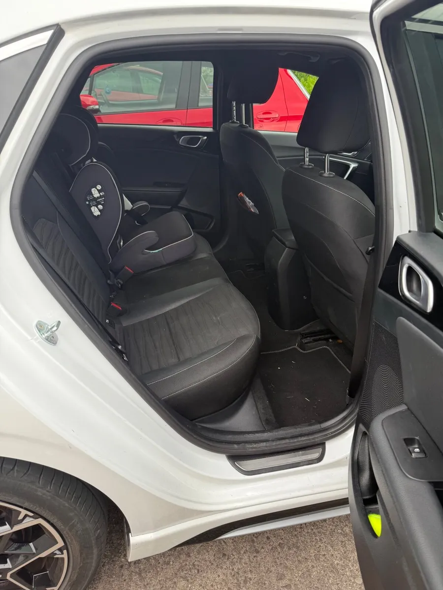 Kia Ceed 2022 - Image 3